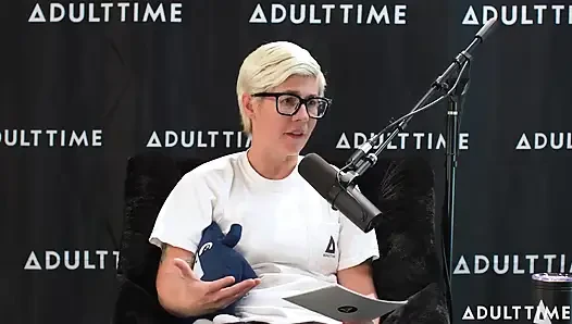 Cami Strella bir kült hayatta kalmak, tiktok şöhreti ve tek eşlilik dışı | Adult Time Podcast