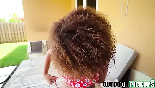 Foxy abanoz civciv cecilia aslan zevkler dik adam için nakit