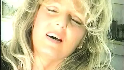 VECCHIE SULL'ORLO DI UNA CRISI DI CAZZO - Episode 4