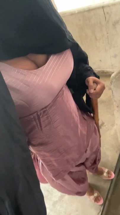 parlak ipeksi saten takım salwar cross dresser hint bhabhi büyük göğüsler | Bölüm 1