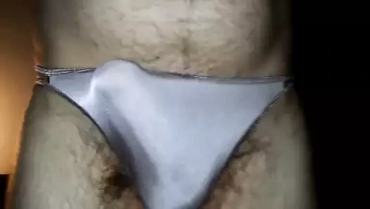 En sevdiğim külotumda...