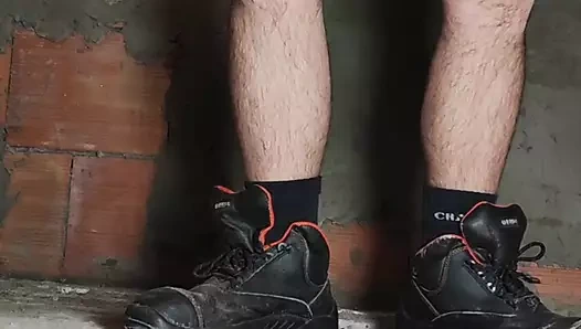 İş botları şantiyede rahatla