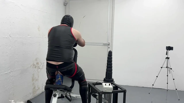 Maskeli gimp 48 cm mr ed dildo anal sikiş makinesi büyük 8.9 cm tıkaç ve deneme sonrası