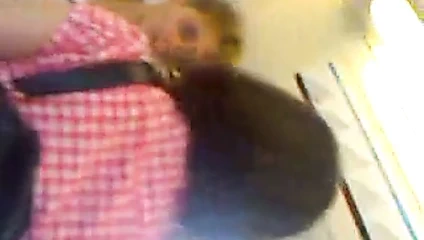 Bacaklar arasında, mobil