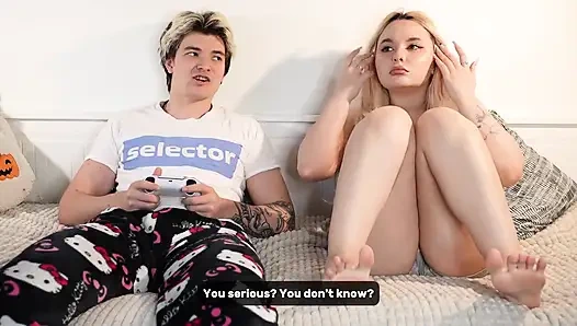 Üvey kız kardeşim beni o kadar sert sikiyor ki neredeyse yatağı kırıyor