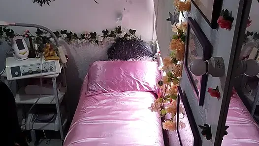 Kocama masaj yaptıracağımı söyledim, sadece masajçının erkek olduğunu söylemedim