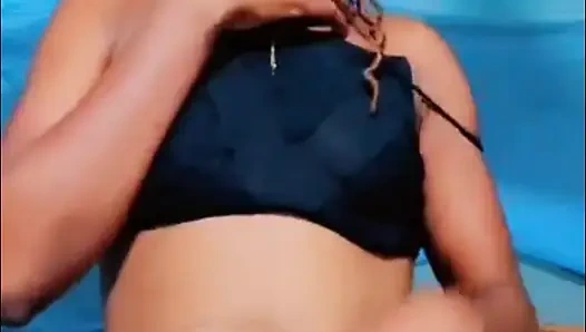 Güzel seksi bir kadın