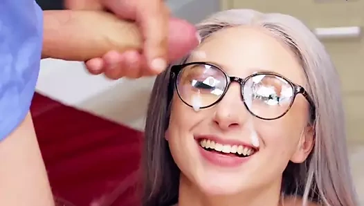 Leaving benim boşalmak üzerinde büyük göğüsler tatlı hemşire