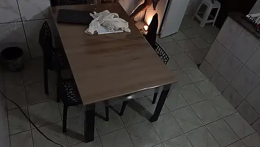 Sekreterin götü toplantı odasında sikiliyor.