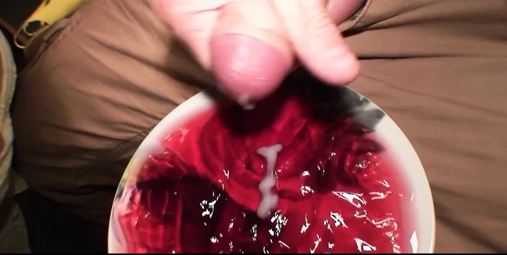 Jell-oh! Tatlılar başarısız olduğunda döl yeme