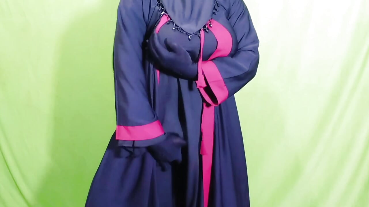 Güzel amena yenge içeride burqa ve tesettürlü seks yapıyor