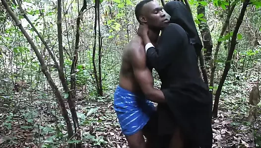 Lord Lugard'ın misyoner arkadaşı yerliye vaaz ettikten sonra sert seks yapıyor