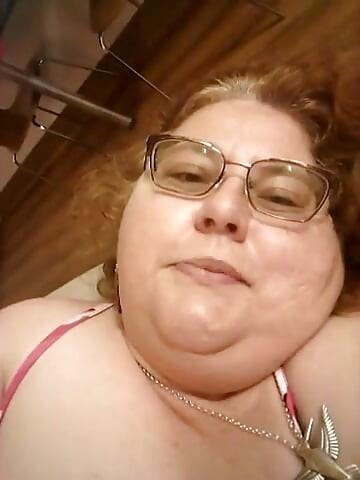 Hemşire Vicki çoraplı hayranlarını azdırıyor