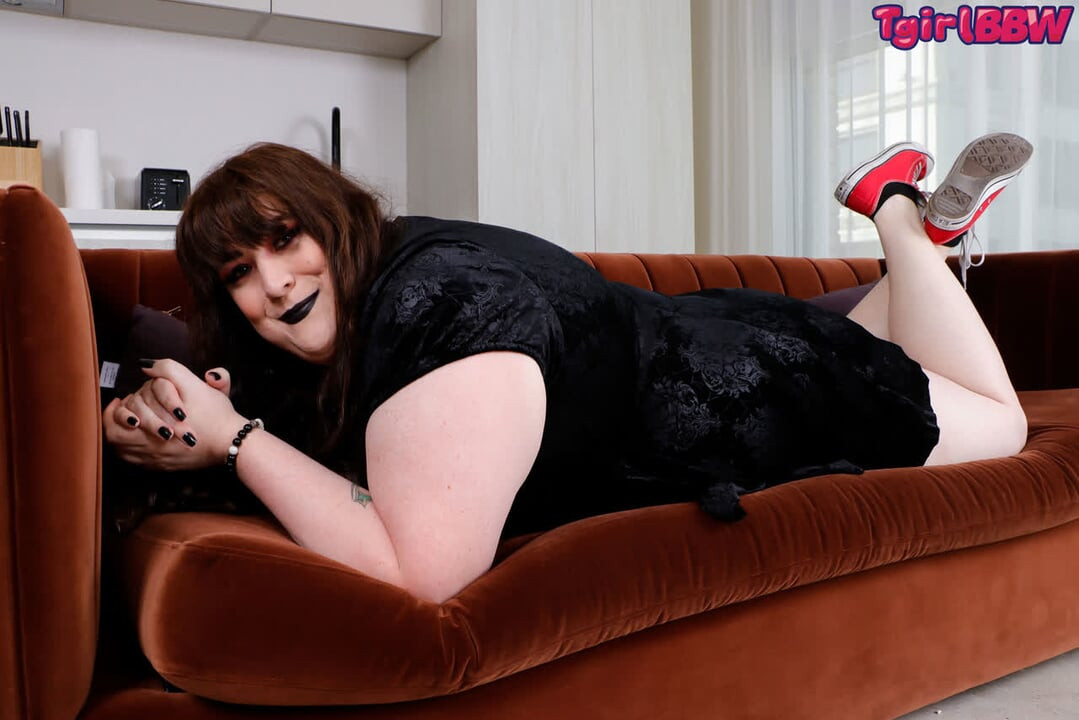 Tgirlbbw - Meaghan Jaymes seni onunla oynamaya davet ediyor