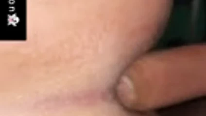 Elle me donne son gros cul a baiser