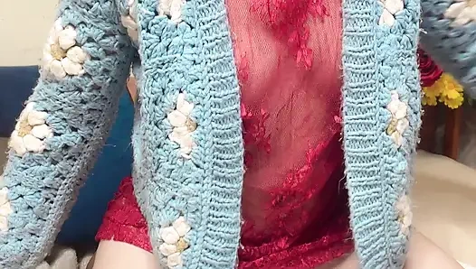 Minyon Hana Elbise Giyiyor Ve Göğüslerini Çok Seksi Amcık Götüne at