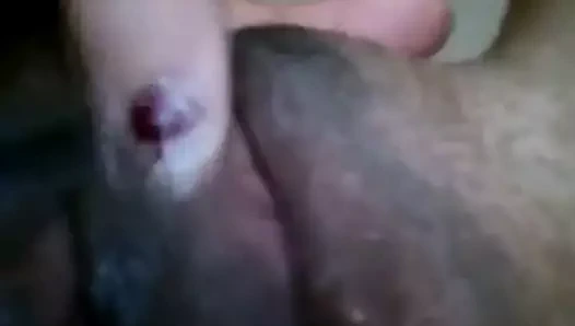 benim karısı parmak içinde KEDİ