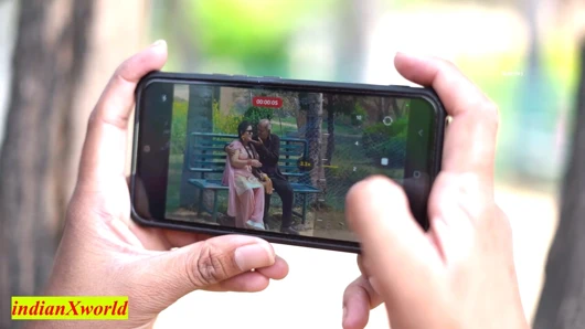 Papa ka kız arkadaş ki sath inanılmaz ateşli seks! Hintli genç ve yaşlı seks