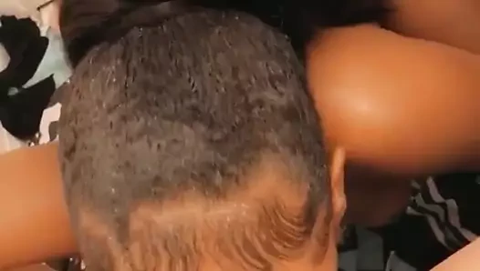 Karım bir kızla aldattı