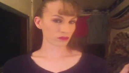 sürtük bayan 120s sigara içiyor