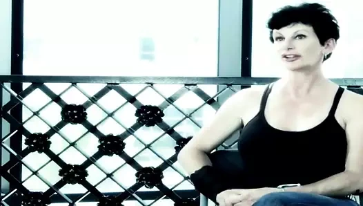 Sharon Mitchell &amp; Constance Money ile Röportaj - mkx