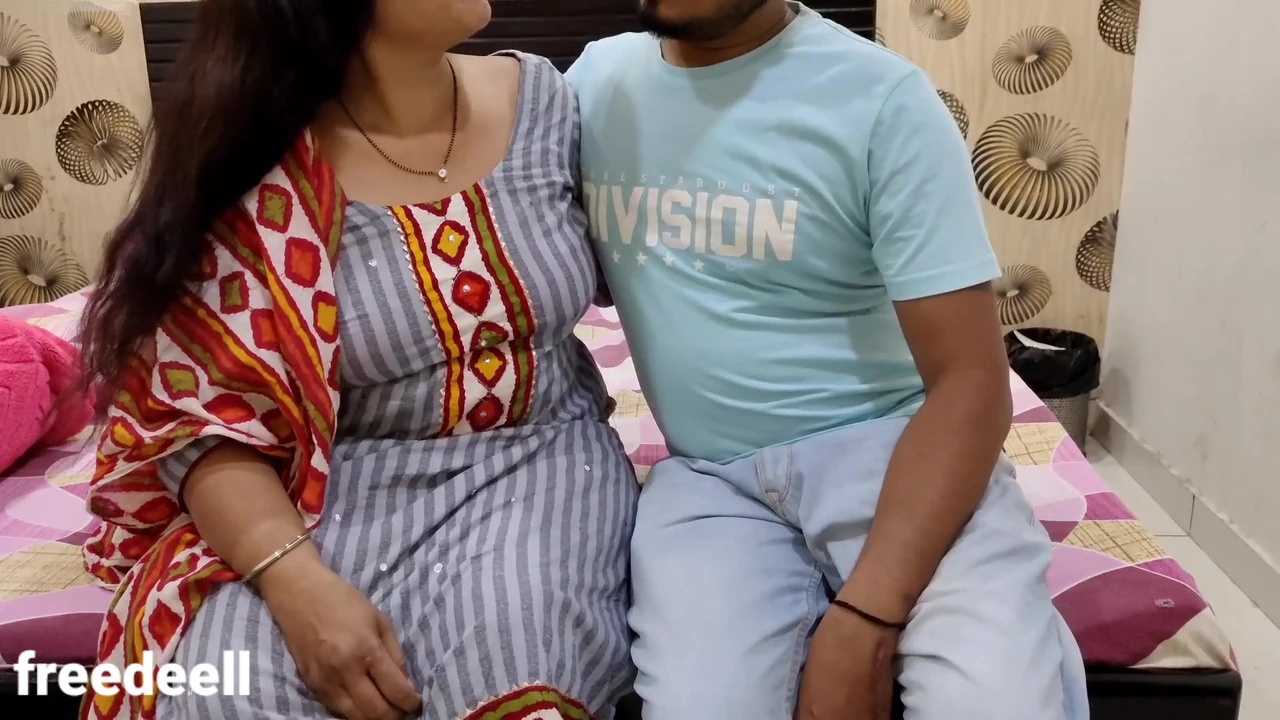 Dost ki Maa Chod di. Hindi XXX video