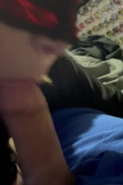 Seksi evli kadın yarak emiyor