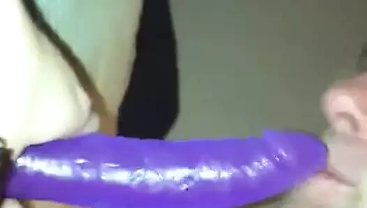 MILF ramms his asshole