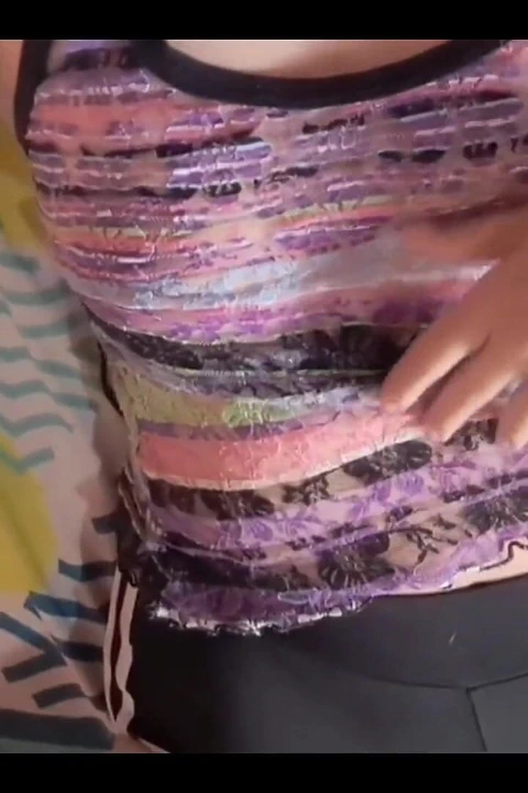 Bahsi kaybediyorum ve en iyi arkadaşıma bir video gönderiyorum.