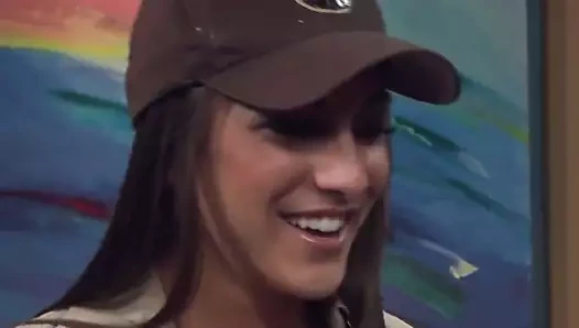 benim amımı connor burns tarafından dövülüyorum