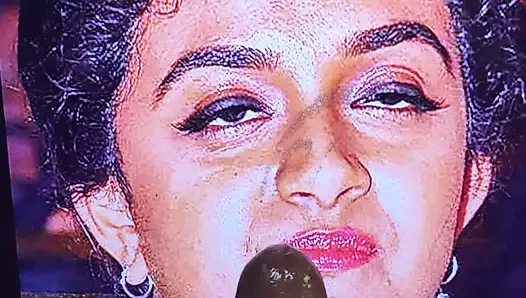 Keerthi suresh'e boşalma