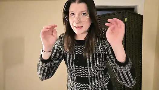 Üvey anne seni evde karşılıyor