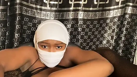 Hepiniz minik amcığıma selam olsun