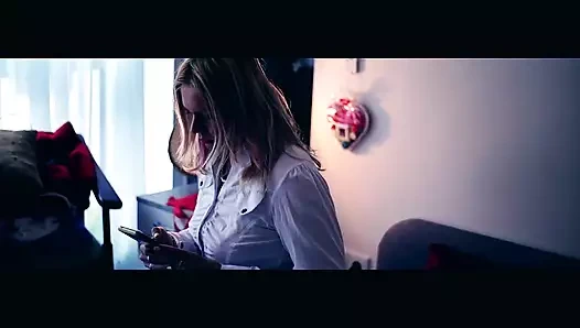 Vicky Wilfing, seksi sekreter