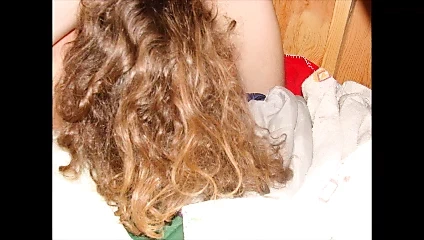 Sıcak eş gets becerdin tüm gece tarafından genç çocuklar