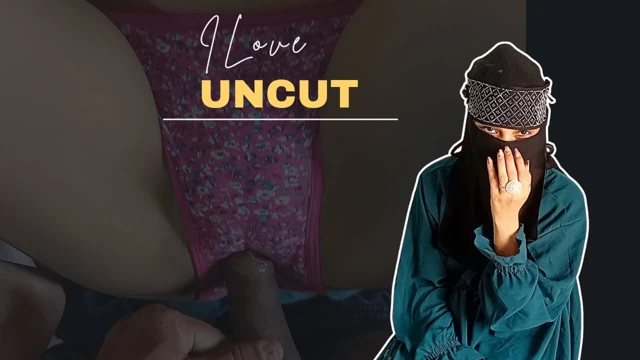 Müslüman hatun sünnetsiz yarak için heyecanlandı