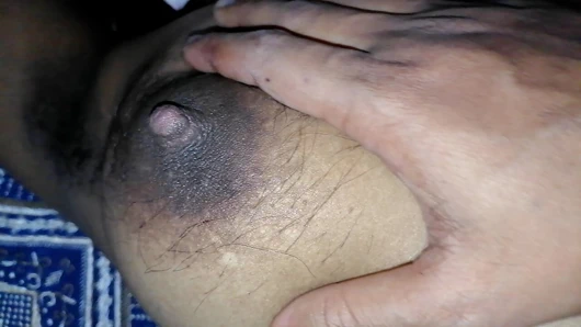 She has a very beautiful body and when I insert my penis into her vagina, I feel a strange Cold