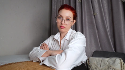 Fucked An Impudent Teacher And Cum On Her Glasses