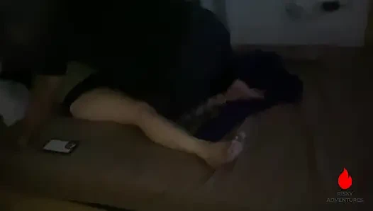 Pinay sikiş arkadaşı bir kızla seks yapmak istediğini itiraf ediyor - amını siktiriyor