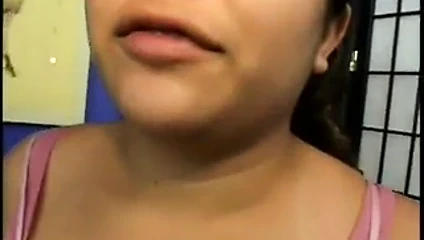 Tombul hamile latina berbat ve sikikleri ile büyük siyah horoz