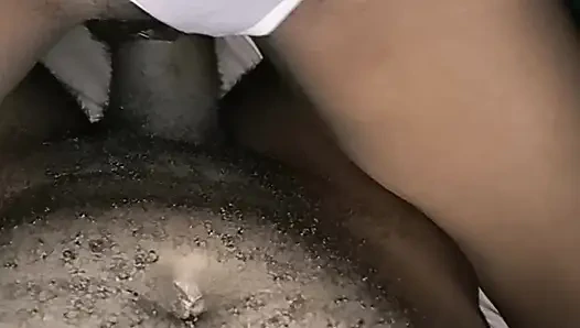 O şişman yarağa biniyor