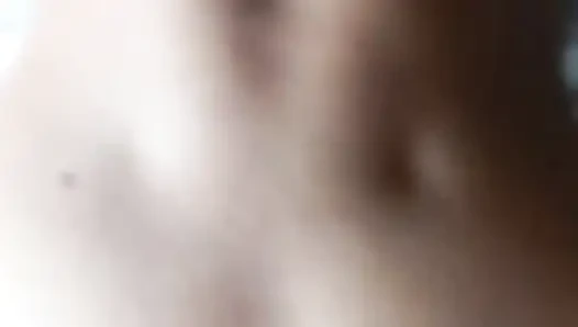 Pinay tüm deliklerini kullanıyor
