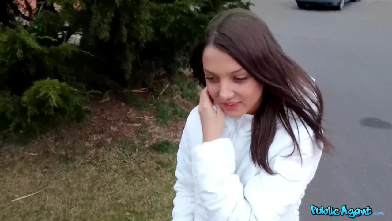 PublicAgent – teen college babe with tight petite body experiences her first huge cock in hotel room