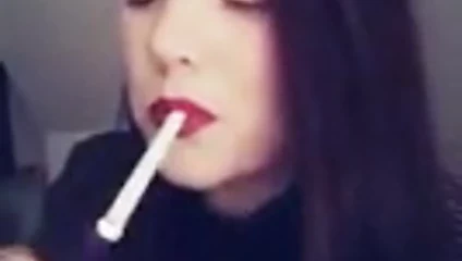 Newish sigara içen uber yıldızı