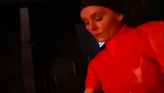 Sahibe ve köle çift heyecan verici seansta