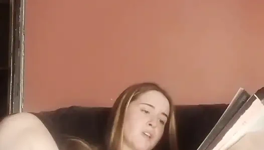 Vibratörümü kullanırken okumaya çalışıyorum