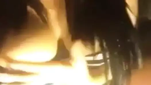 Onu kedi oynamayı seviyorum