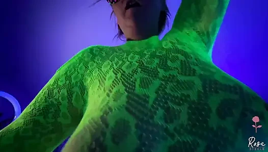 Bakış açısı kovboy kıza binmeme ve boşaltmama izin ver