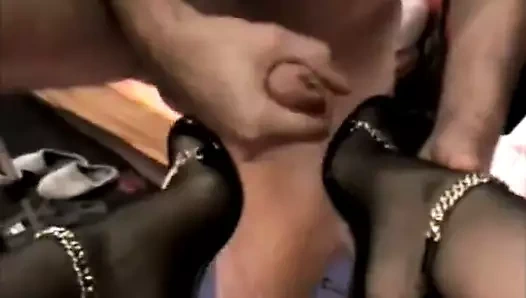 Sıcak shoejob ile bir şişman cumshot