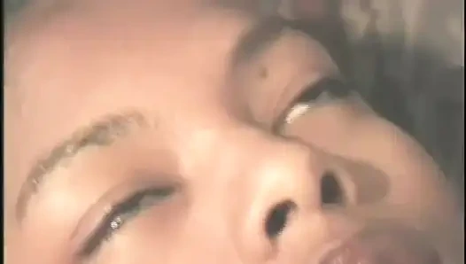 Yatak odasında siyah aşk